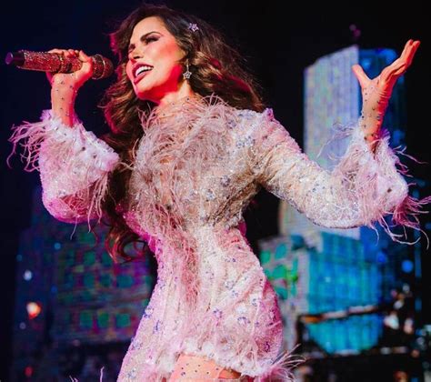 Gloria Trevi Se Vuelve Medusa En Su Primer Sencillo Como Artista