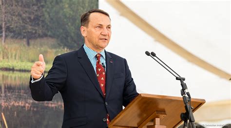 Minister spraw zagranicznych Radosław Sikorski w Kijowie Redakcja Polska