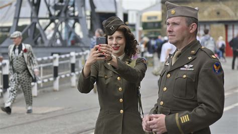 Salute To The 40s Festival Returns To The Historic Dockyard Chatham