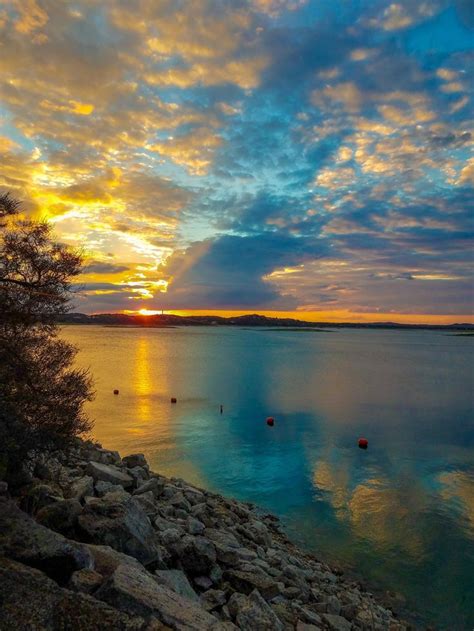 Beautiful Austin sunset | Lake travis, Lake photography, Texas sunset