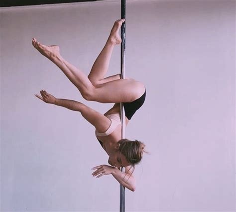 Pole Fitness Moves Pole Dance Moves Pole Dancing Fitness Pole