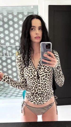 Krysten Ritter Bikini Selfies Of The Day DrunkenStepFather