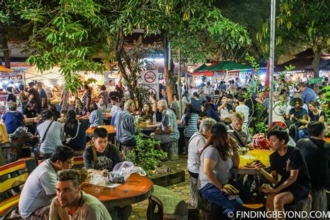 Chiang Mai Street Food: The 8 Best Cheap Eat Spots | Finding Beyond