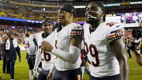 Thursday Night Football Chicago Bears Snap 14 Game Losing Streak With