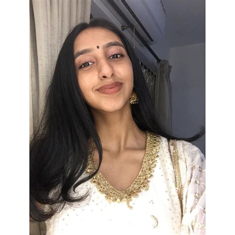 South Indian Neighbors Daughter Looking All Pretty 🤤💦💦 Scrolller