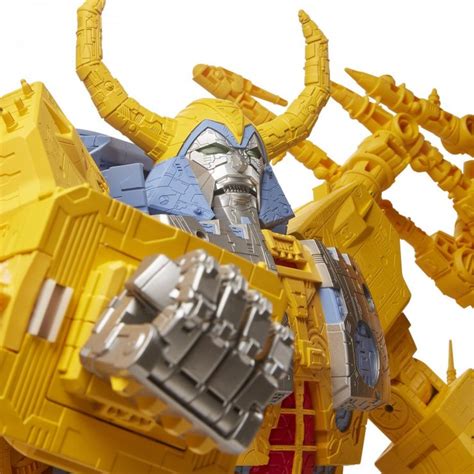 Unicron Is Hasbro's Biggest And Most Expensive Transformers Deluxe Toy ...