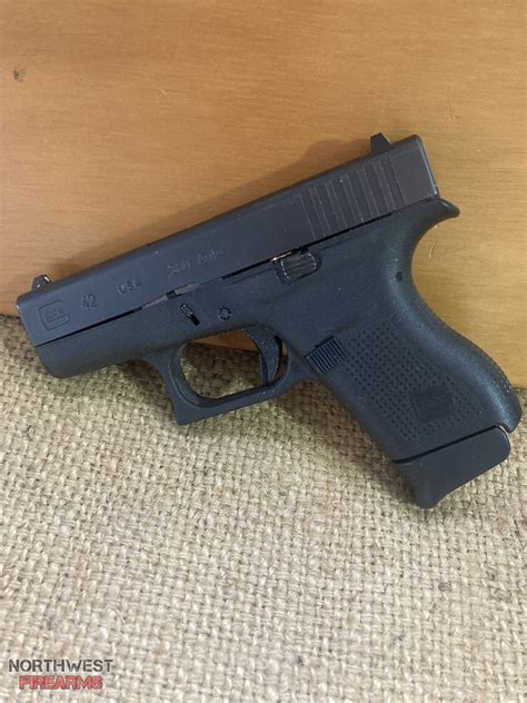 Ez Summer Carry Glock 42 With 3 Magazines And Kramer Pocket Holster