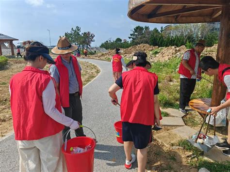 新时代文明实践星期六 乳山市开展“倡树美德健康新生活·爱银滩 靓沙滩”主题志愿服务活动澎湃号·政务澎湃新闻 The Paper