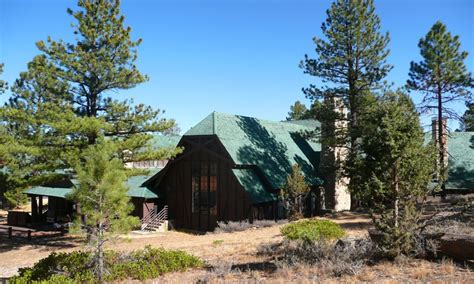 Lodging in Bryce Canyon National Park: Hotels, Lodges, Reservations - AllTrips