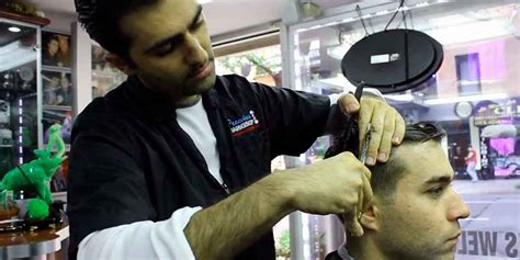 Barber Shop In Midtown Nyc Carrying On The Tradition