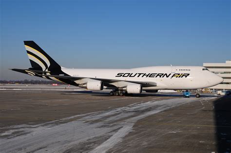 Flyingphotos Magazine News Southern Air Adds Its First Two Converted