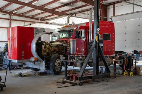 Choosing The Best Heavy Duty Truck Repair Shop Attt