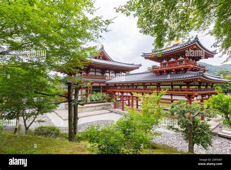 The Byodoin Temple In Uji City Kyoto Japan Stock Photo Alamy