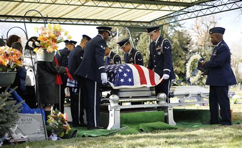 366th FW Pauses To Remember Gunfighters Memories Mountain Home Air