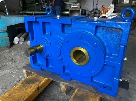 Pec Hp To Hp Inline Helical Gear Box For Industrial At Rs