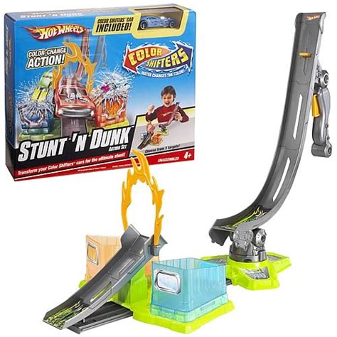 Hot Wheels Color Shifters Stunt N Dunk Action Set