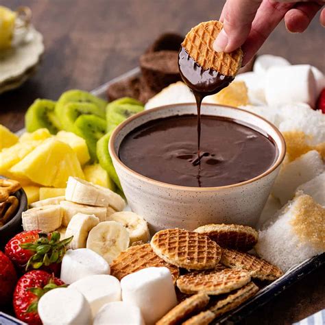 Chocolate Fondue Recipe - JoyFoodSunshine