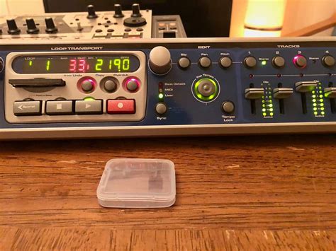 RARE Electrix Repeater 4-track Looper Loop Recorder Mk2 | Reverb UK