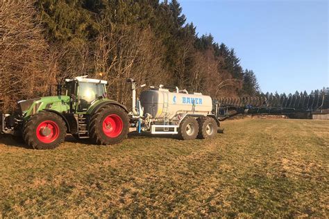 Bodennahe Gülleausbringung im Bezirk Schärding