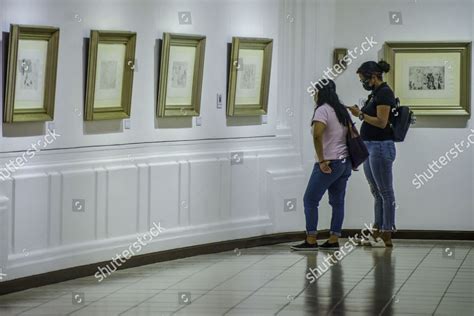 Women Observe Painting Spanish Artist Pablo Editorial Stock Photo