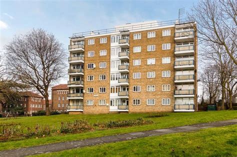 Property Valuation Flat 10 Hannen House Champion Park London