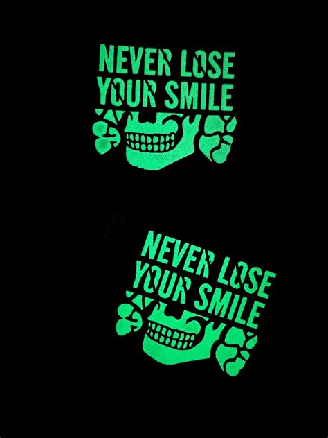 Шеврон Never lose your smile lasercut bk gl Біла Сова