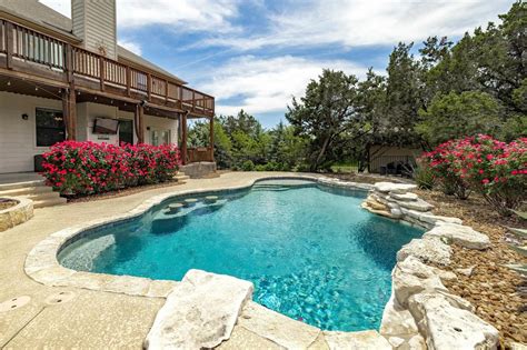 101 Quarry Bluff Cv Liberty Hill Tx 78642 Mls 4334782