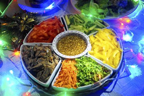 Салат овощной с говядиной и интересным соусом - пошаговый рецепт с фото