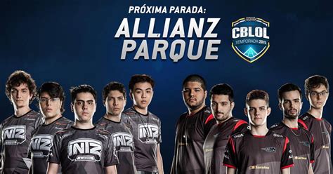 League Of Legends League Of Legends Pain E INTZ Fazem A Final Da