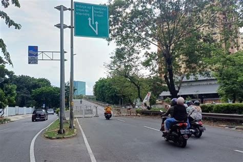 Polisi Sebut Flyover Kemayoran Ditutup Beton Untuk Pengalihan Arus