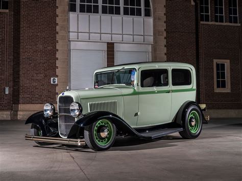 Powells 1932 Ford Tudor Sedan 5th Avenue Special Goolsby Customs