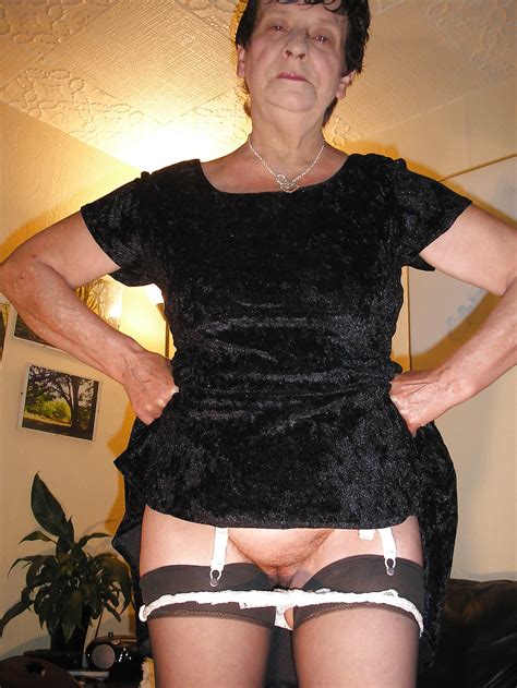 Strict Femdom Granny Porn Pictures Xxx Photos Sex Images Pictoa