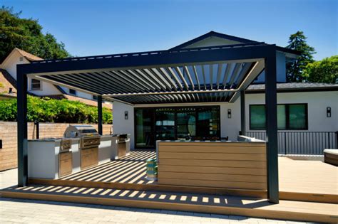 Louvered Pergola With Double Roof Screens And Rgb Louver Lighting