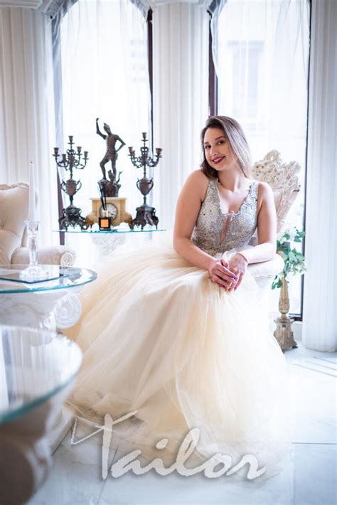 Сватбена рокля LILIYA - Ателие Tailor – Луксозна дизайнерска мода