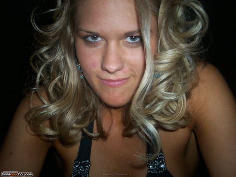 Curly Amateur Blonde Babe Posing For A Boyfriend Mobile Homemade Porn
