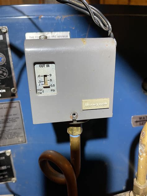 Pressure Gauge in the Boiler Frame? — Heating Help: The Wall