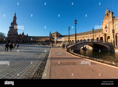 The Plaza De Espa A Spain Square Is A Plaza Located In The Parque De