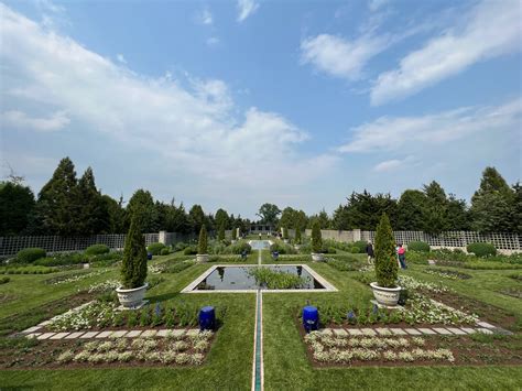 The Magnificent Gardens of Rhode Island | Experience RI