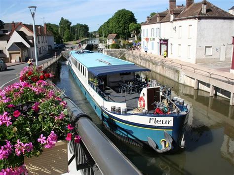 The difference between a barge and a ship I Boat Bike Tours