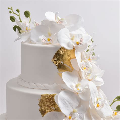 Order Blissful Wedding Chocolate Cake Online | Same-Day Delivery UAE
