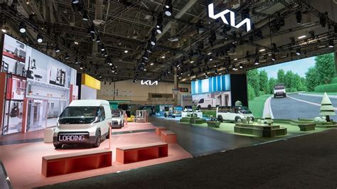 Kia Takes Twin Awards For Platform Beyond Vehicle Business Exhibition