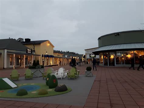 Outlet Shopping In Stockholm Barkarby Take Me To Sweden