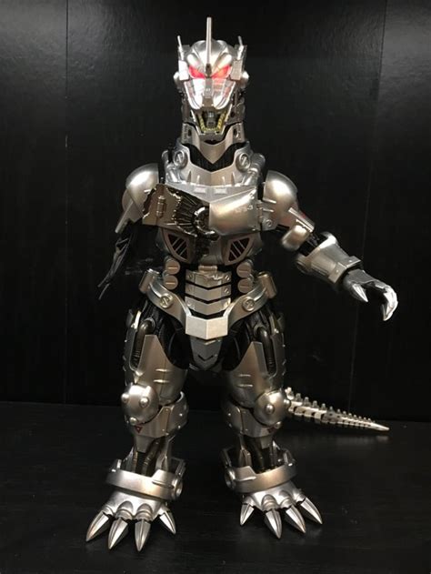 My Soul of Chogokin Kiryu came in today! What an amazing figure. : r/GODZILLA