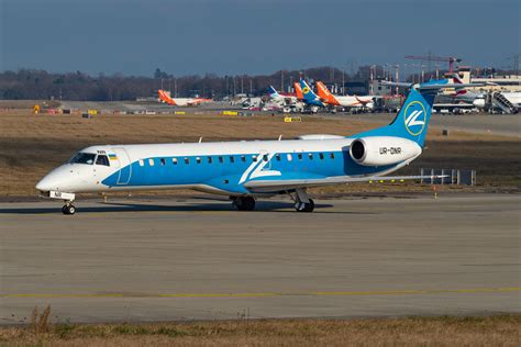 Windrose E145 at Kiev on Dec 15th 2019, cargo smoke indication - AeroInside
