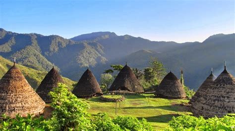 Desa Wae Rebo Kampung Di Atas Awan Yang Unik Dan Kece Bangett