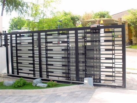 10 Latest Automatic Gates For Homes With Pictures In 2023 | Front gate ...