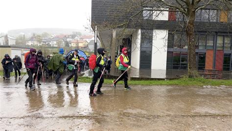 Grande randonnée vers Paris une première étape Mosellane sous la pluie