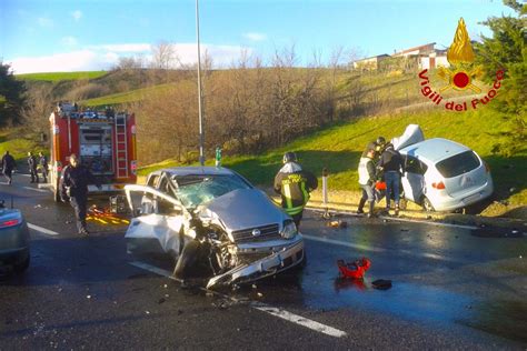 A Grave Incidente Stradale All Altezza Di Grottaminarda