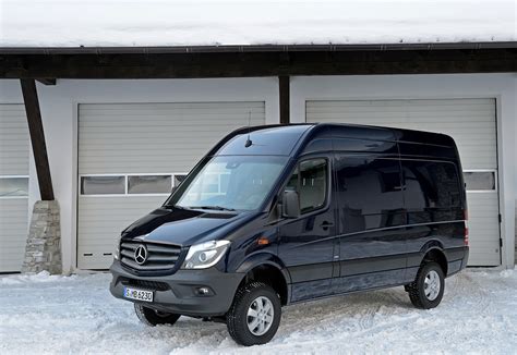 Mercedes-Benz Launches Hardcore Sprinter 4x4 Version - autoevolution