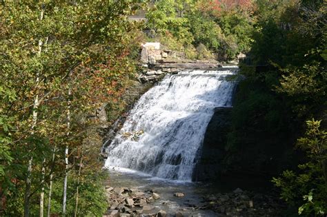 Waterfalls of Pennsylvania : Mill Creek Falls